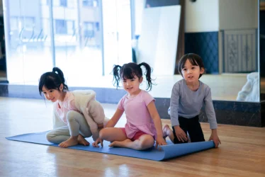 time-line-4Toddler Yoga